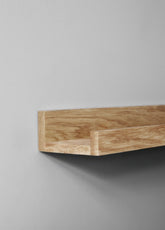 Oak picture ledge 28 in