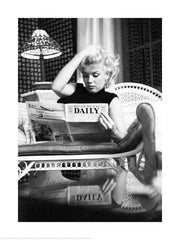 Marilyn Monroe Reading Print